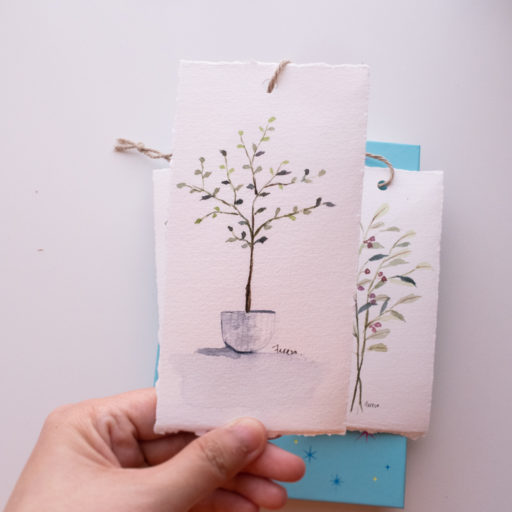 DIY 3 simple and easy watercolor bookmarks - Teresabui.com