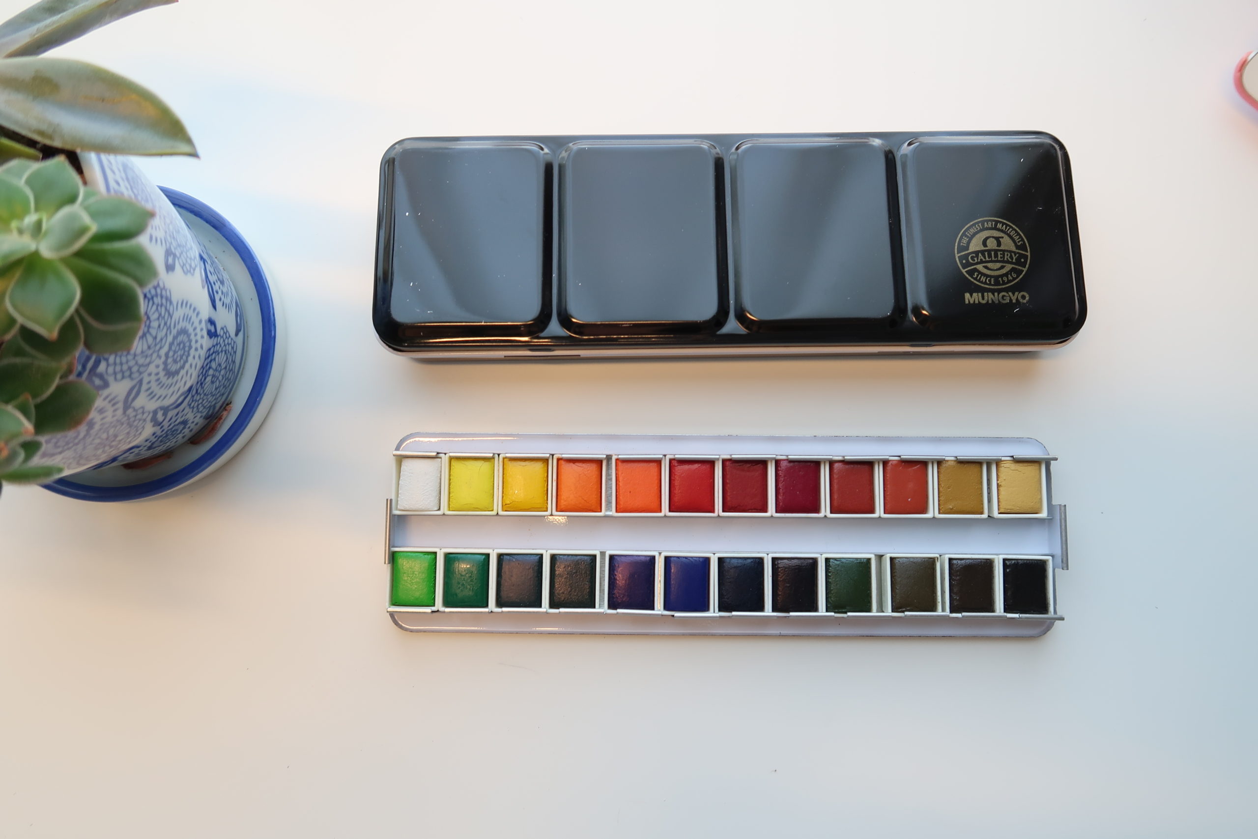 Mungyo watercolor 24 color paint set review and swatches